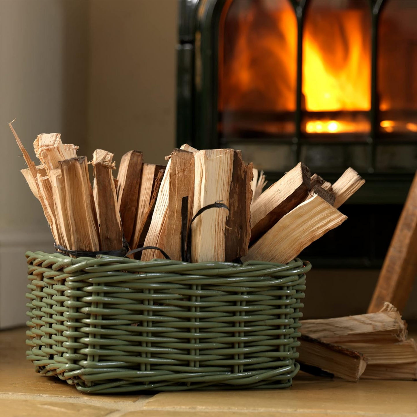 Rust-Oleum Painters Touch Sage Green Lifestyle