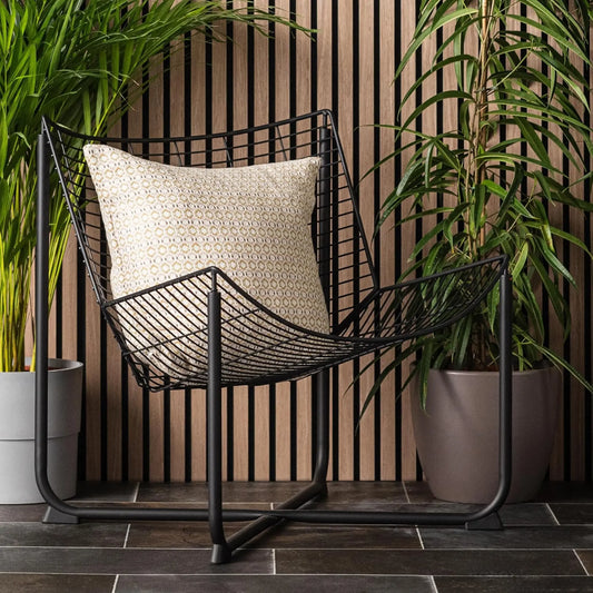 Rust-Oleum Switch Spray Matt Black sprayed on a chair